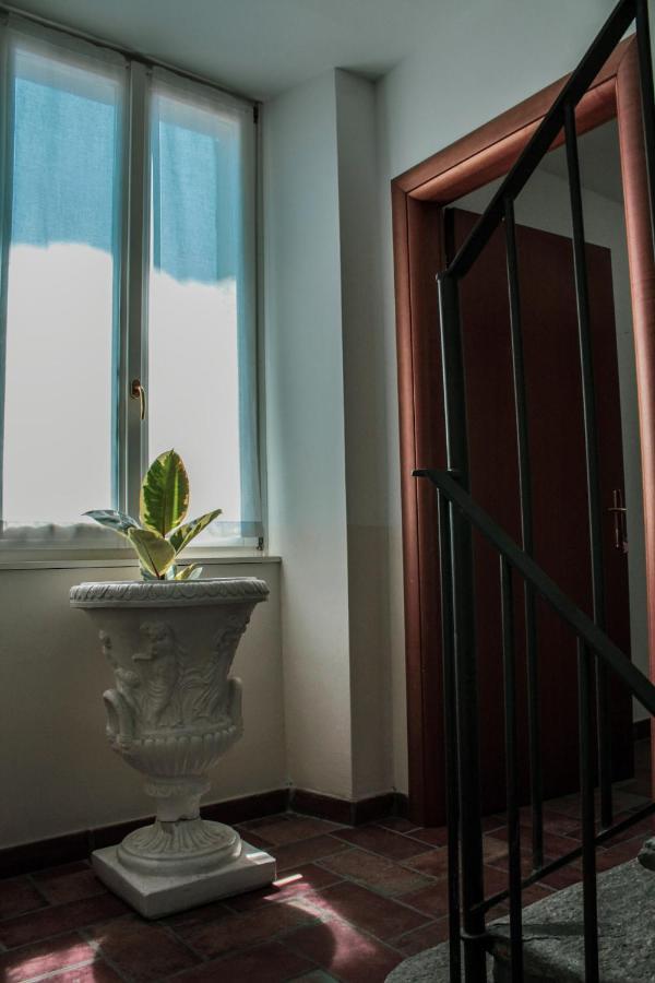 Da Laura Bed and Breakfast Brunate Buitenkant foto